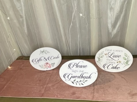 small wooden sign set of 3 5.00